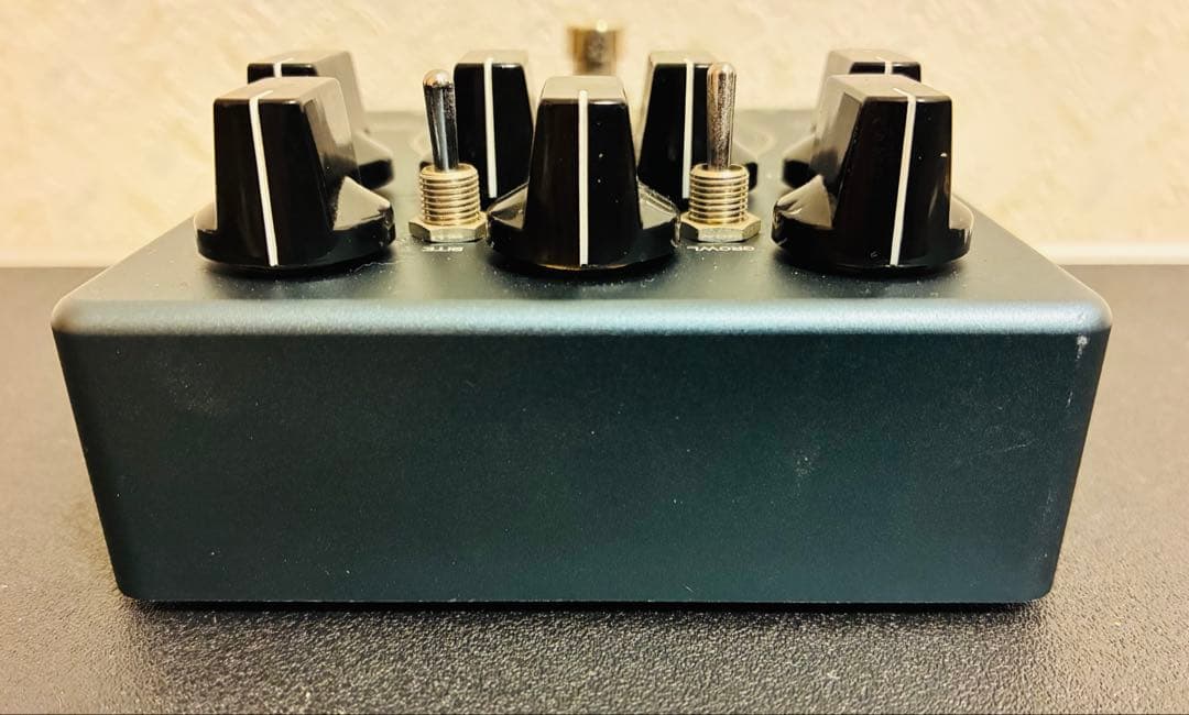 ベース Darkglass Electronics ALPHA OMEGA