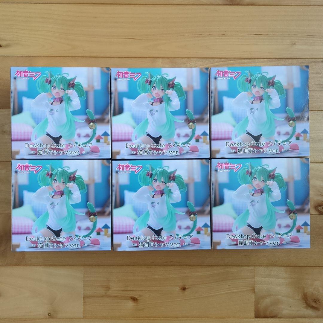 初音ミク　フィギュア　39個セット　猫耳Tシャツ・シナモロール　など