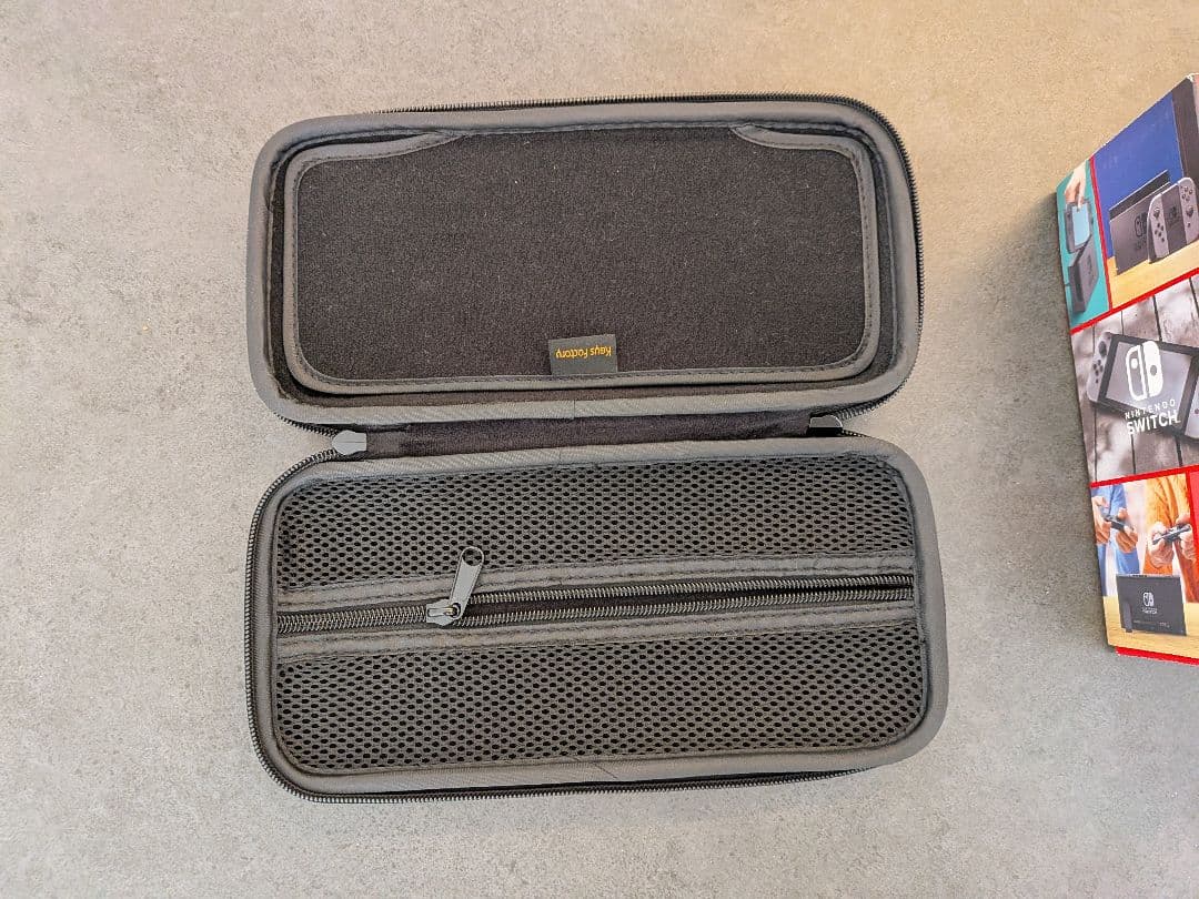 Nintendo Switch 本体 ブラック 美品　付属品完備