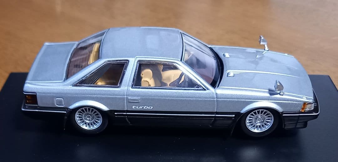 中古ミニチュア模型　TOYOTA SOARER 2000 VR-TURBO