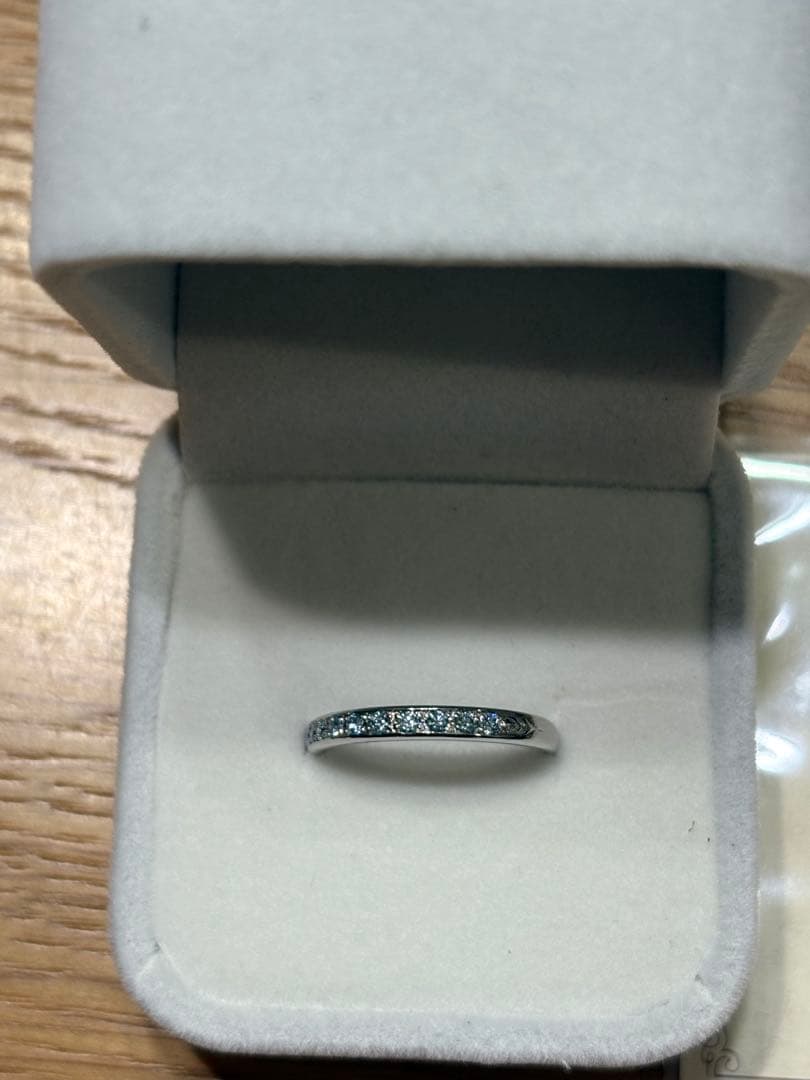 Eccellente アイスブルーダイヤ プラチナリング 新品仕上げ