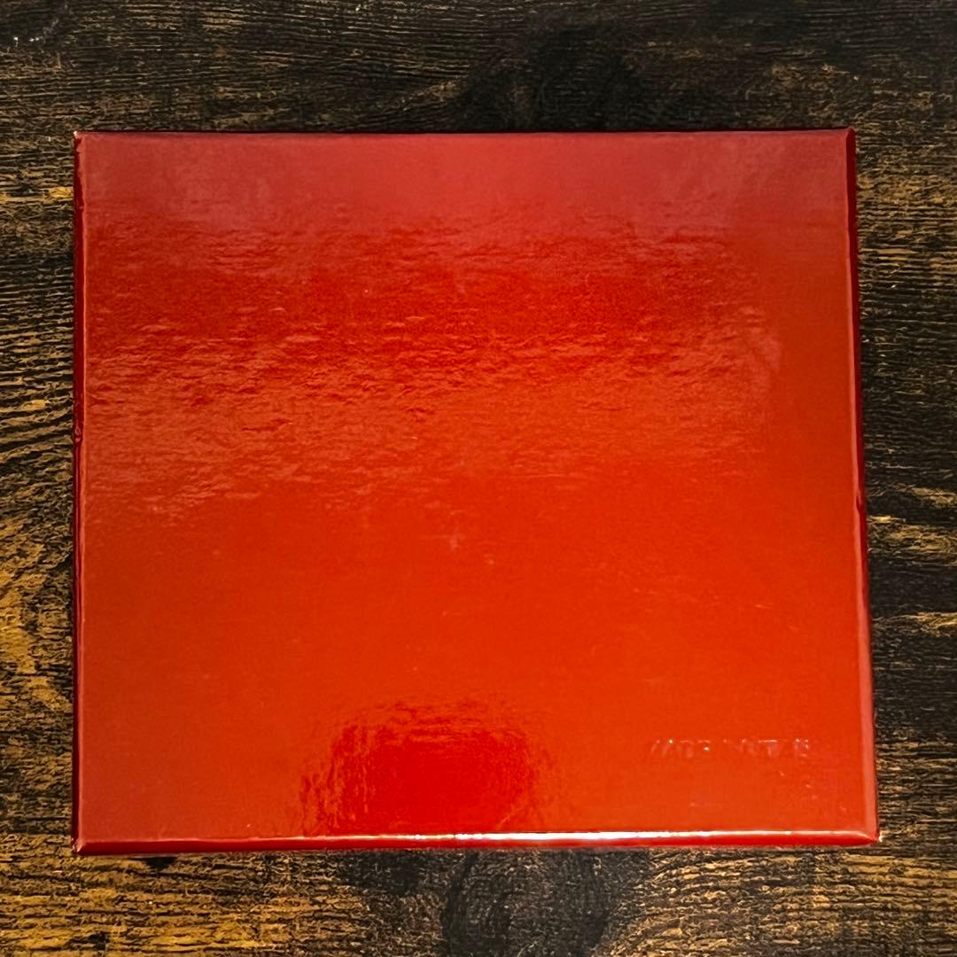 フェラガモ 二つ折り財布 ピンク