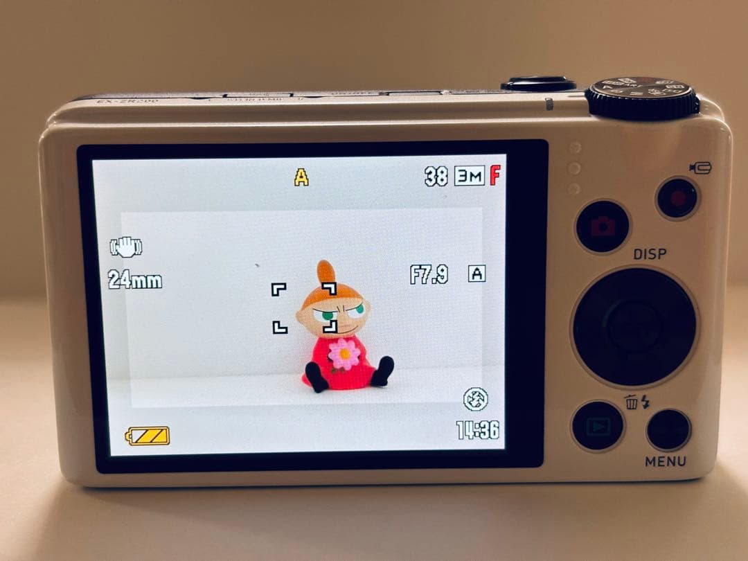 CASIO EXILIM EX-ZR200 【液晶傷あり】