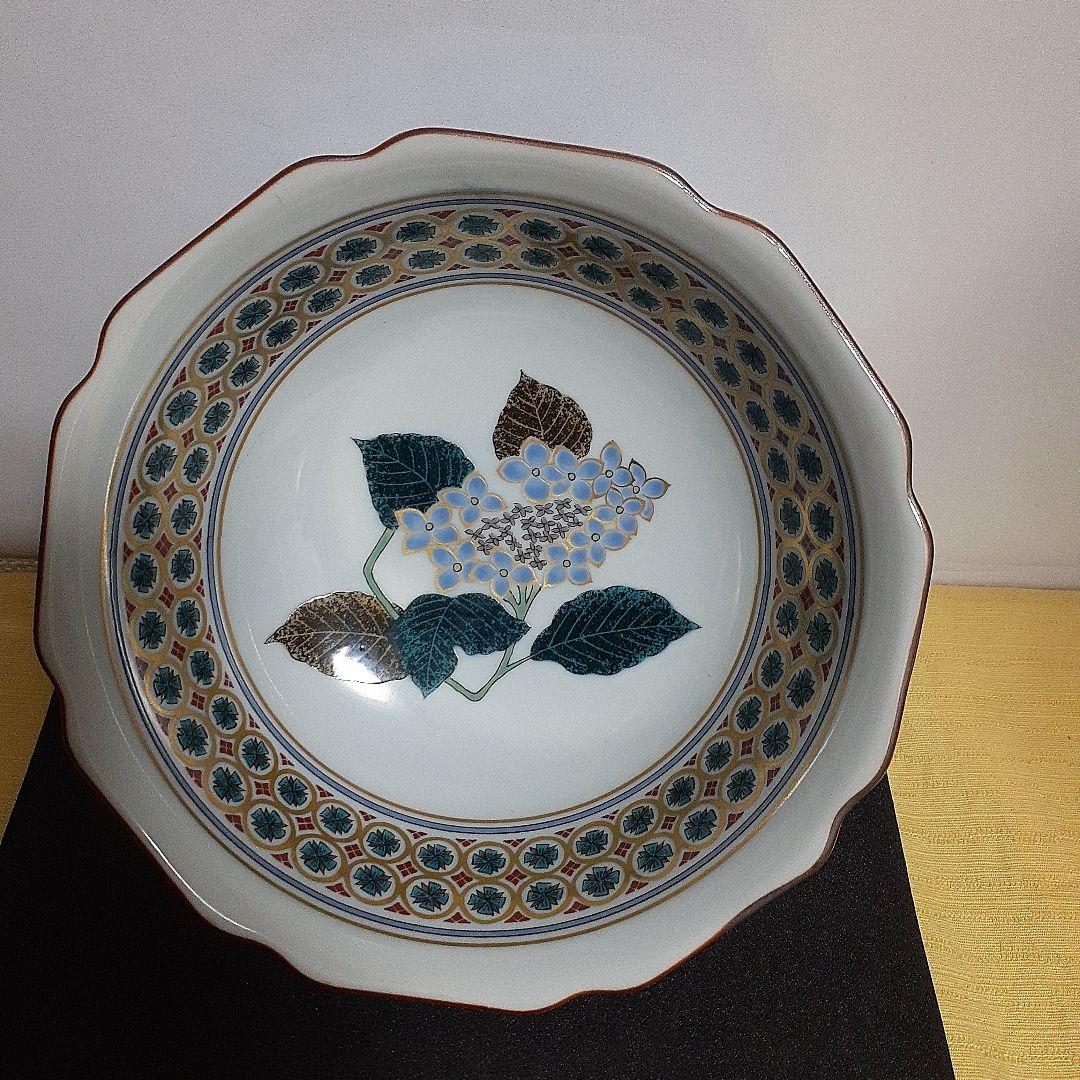 九谷九大青郊窯陶印いり八角形の紫陽花模様菓子鉢です