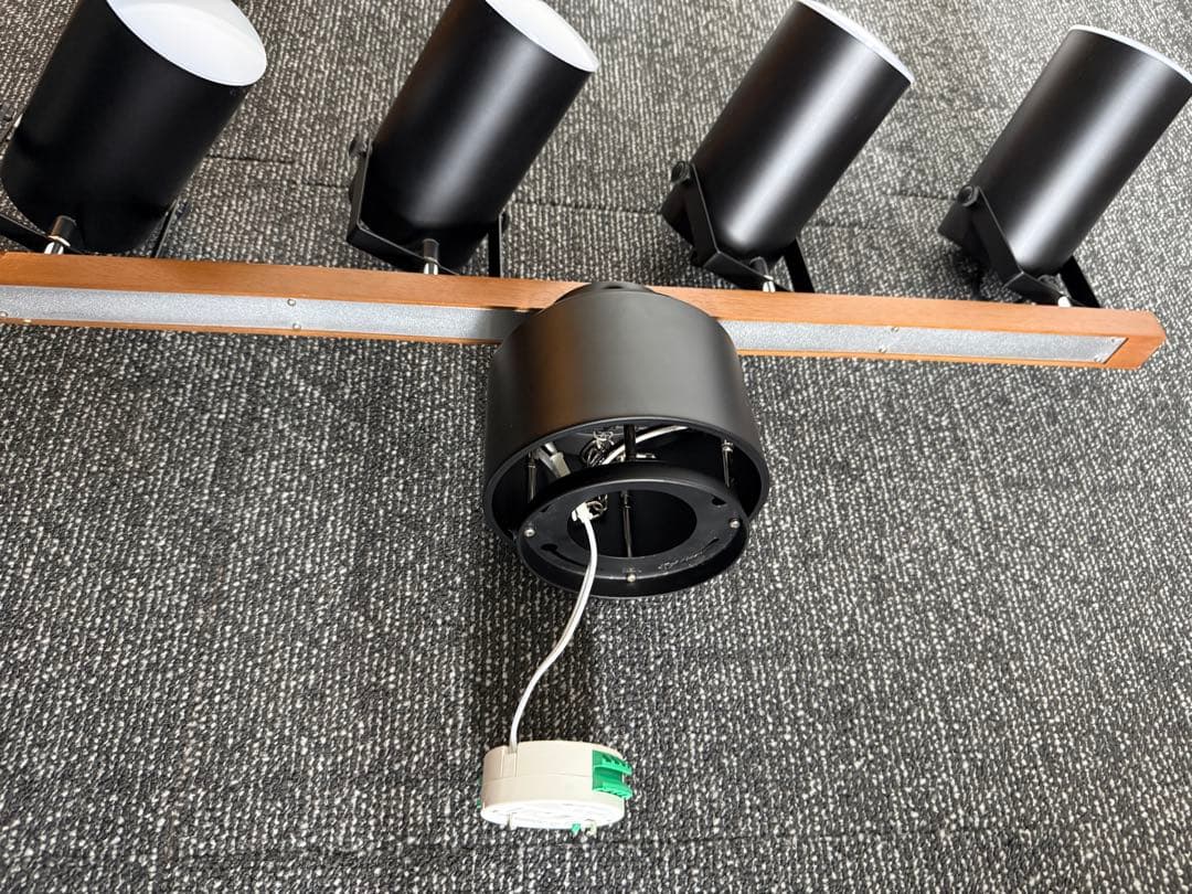 LOWYA スポットライト シーリングライト 4灯 LED リモコン付 ブラック