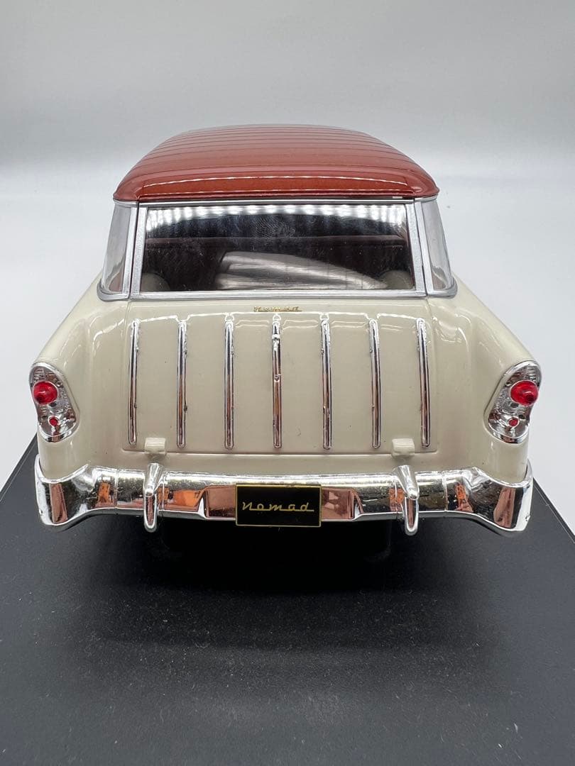 No433ミニカー1/18箱ありChevrolet Bel Air Nomad