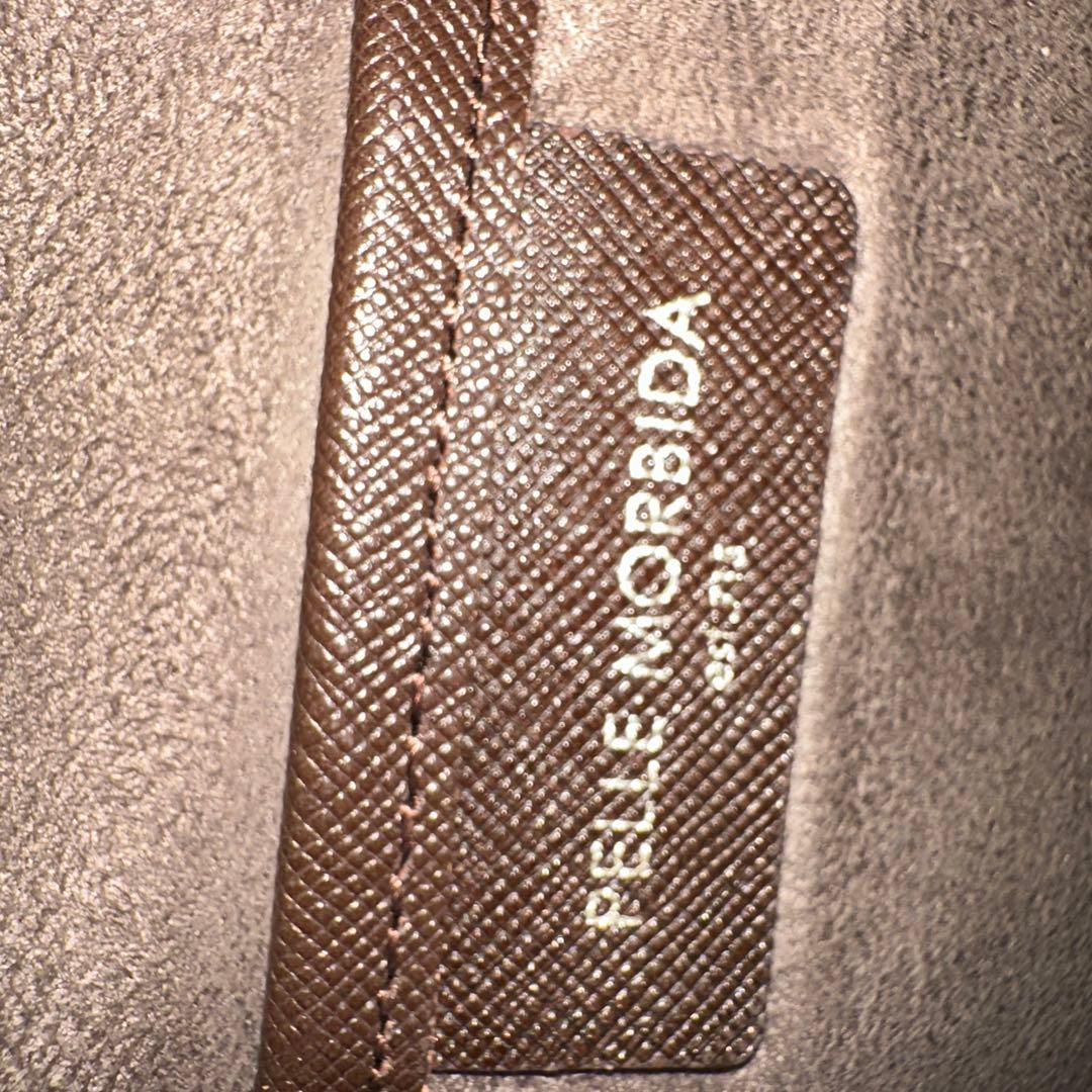 ペッレモルビダ　キャピターノ　ダークブラウン