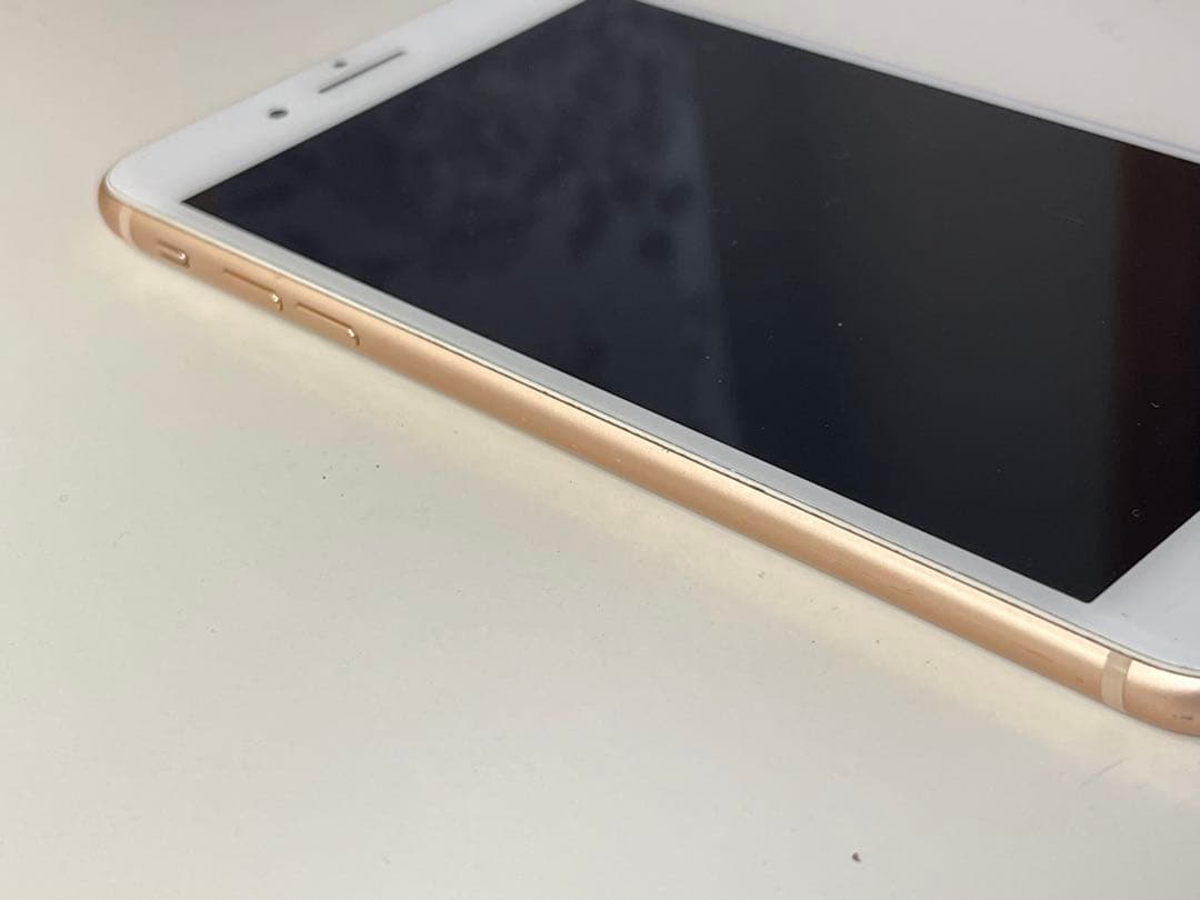 iPhone8 Plus 256GB 美品 画面きれい（ロースゴールド）