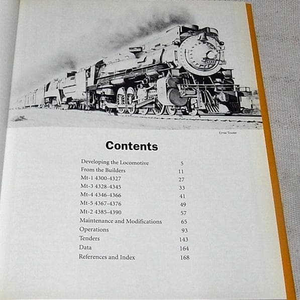 洋書　サザンパシフィック鉄道蒸気機関車写真集　The 4300 4-8-2's