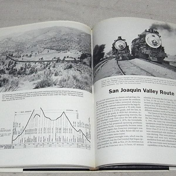 洋書　サザンパシフィック鉄道蒸気機関車写真集　The 4300 4-8-2's