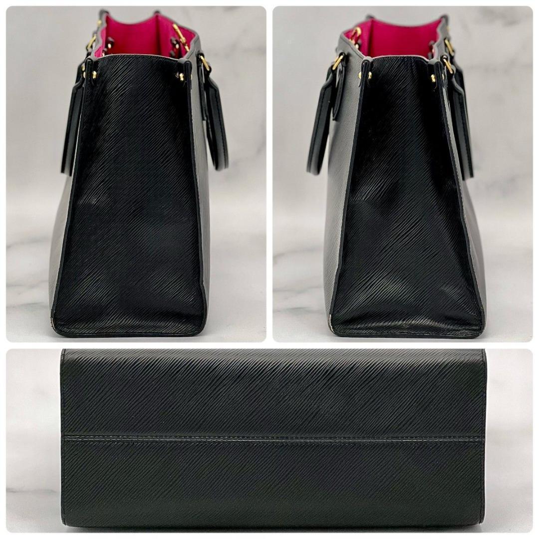 ルイヴィトン オンザゴーMM エピ ショルダー ブラック ピンク トート Lv