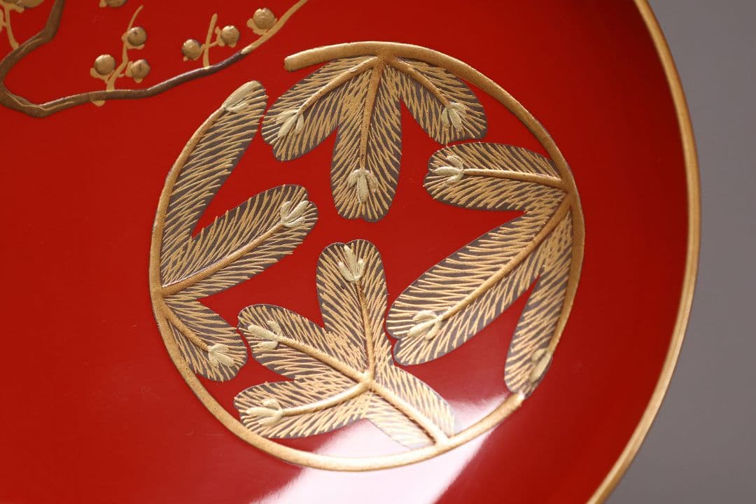 【CM247】時代木製漆器 松竹梅 金蒔絵 朱塗 引盃 五客 木製漆器 小皿 杯