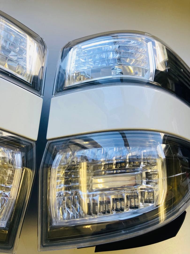 アルファード　20系　テールランプ　左右セット　GGH20W