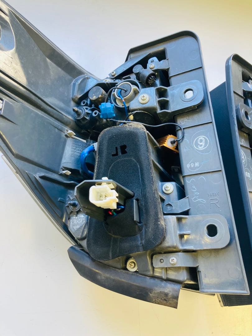 アルファード　20系　テールランプ　左右セット　GGH20W