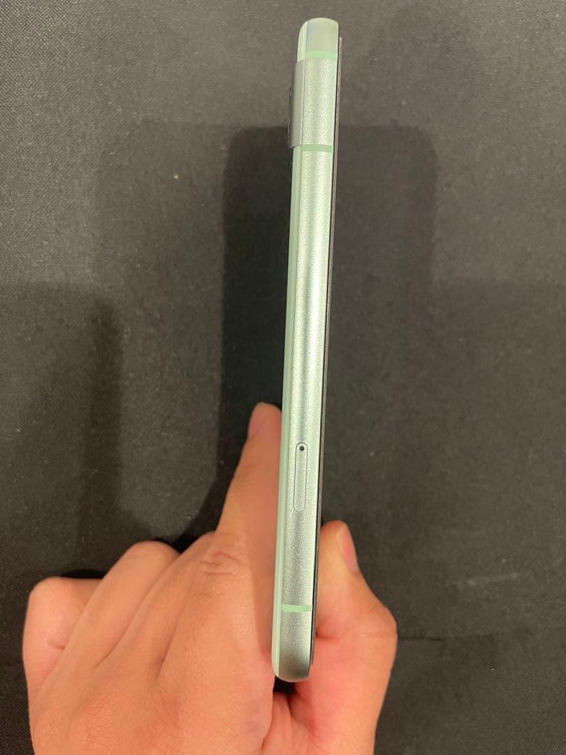 Google Pixel 8a アロエ 本体 カバー付き