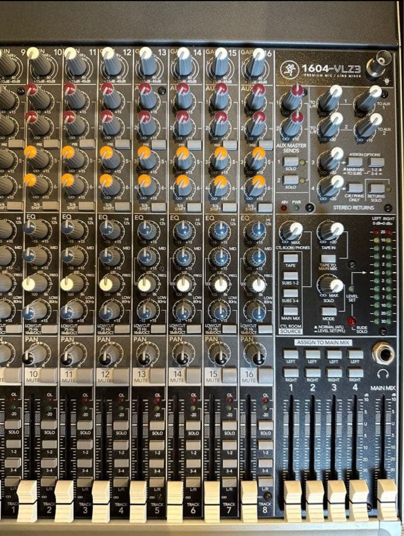 【年末年始特別値下げ】Mackie 1604VLZ3 16チャンネルミキサー