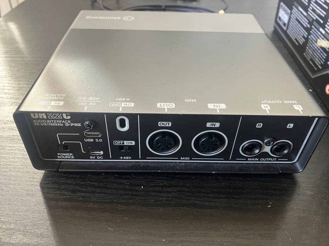 6249 スタインバーグUR22C