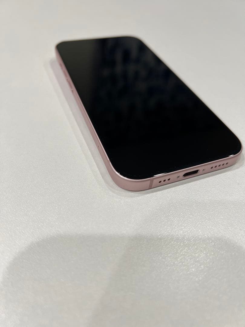 Apple iPhone 15 256GB SIMフリー バッテリー85%