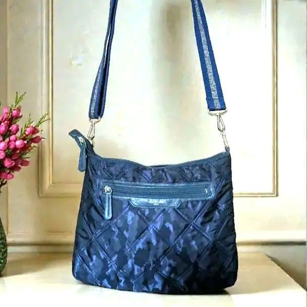 サロンドアルファード ワンショルダーバッグ