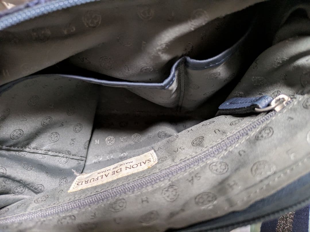 サロンドアルファード ワンショルダーバッグ