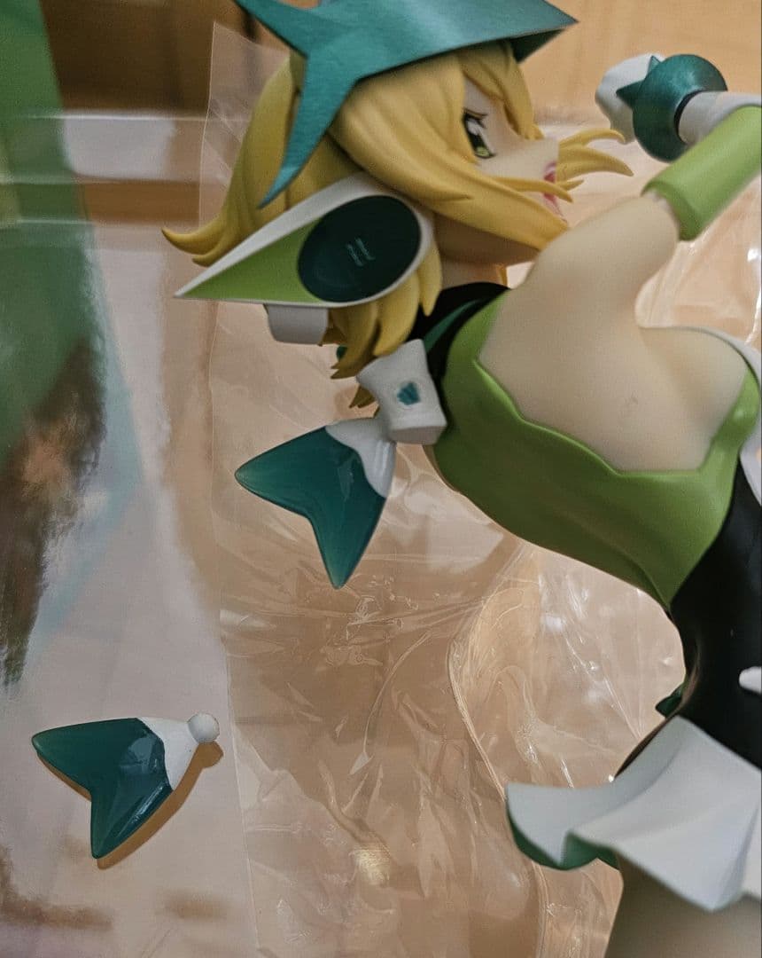 【値下げ交渉歓迎！】戦姫絶唱シンフォギアGX 暁切歌 1/7 完成品フィギュア