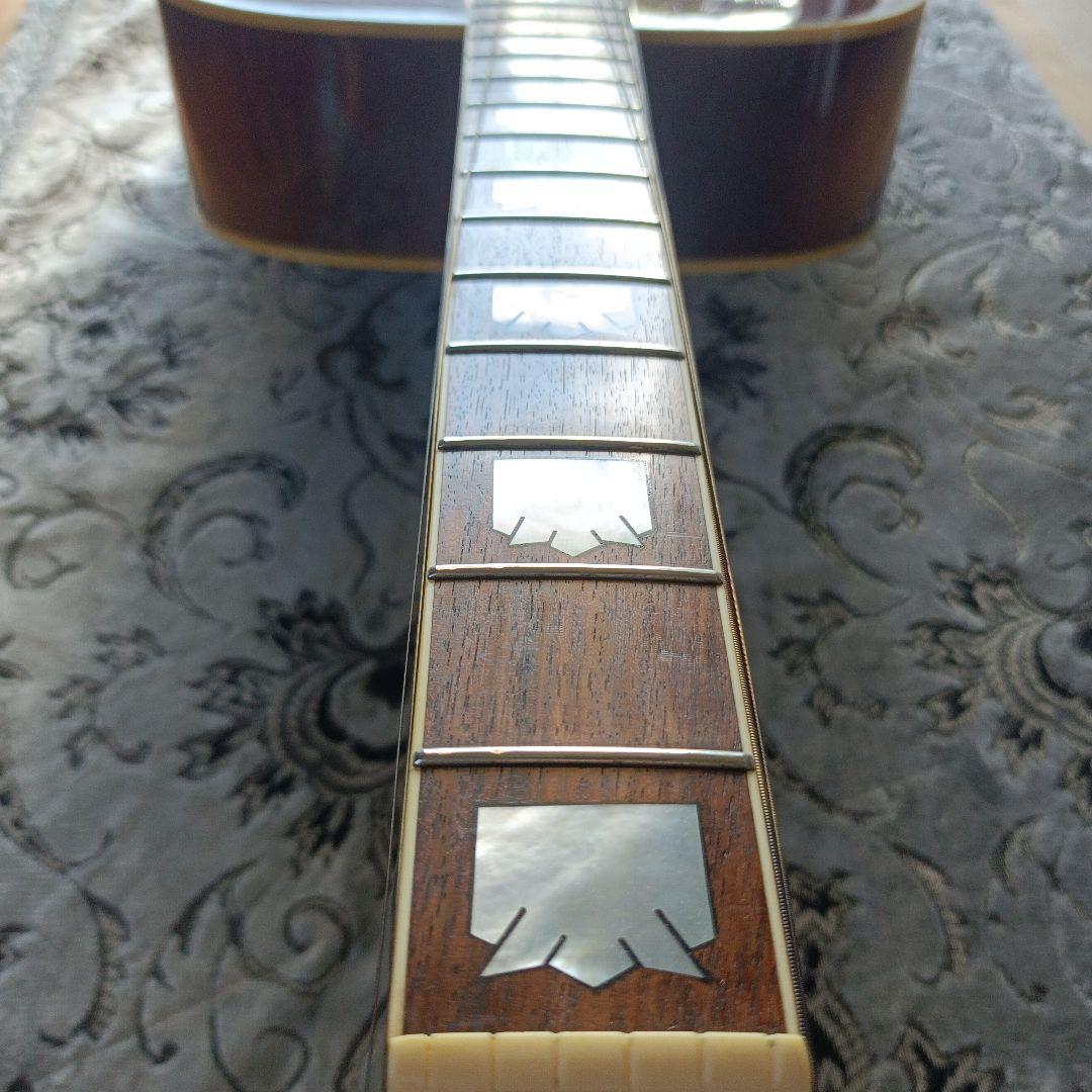 キング・オブ・フラットトップJ-200モデル モーリスJ-130E エレアコ