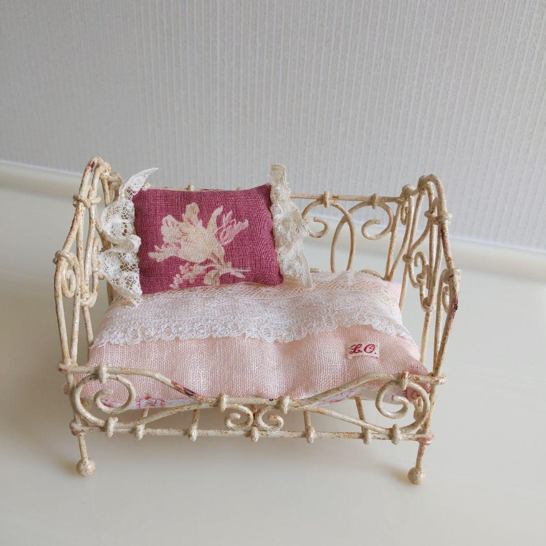 人気作家様　ドール用ベッド　ドールハウス　ぬいぐるみ