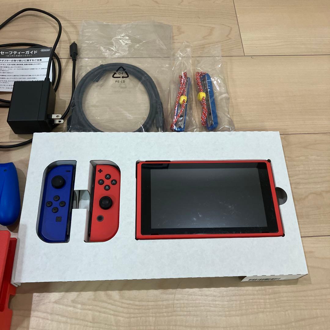 スイッチ　本体　マリオレッド ブルー　限定品