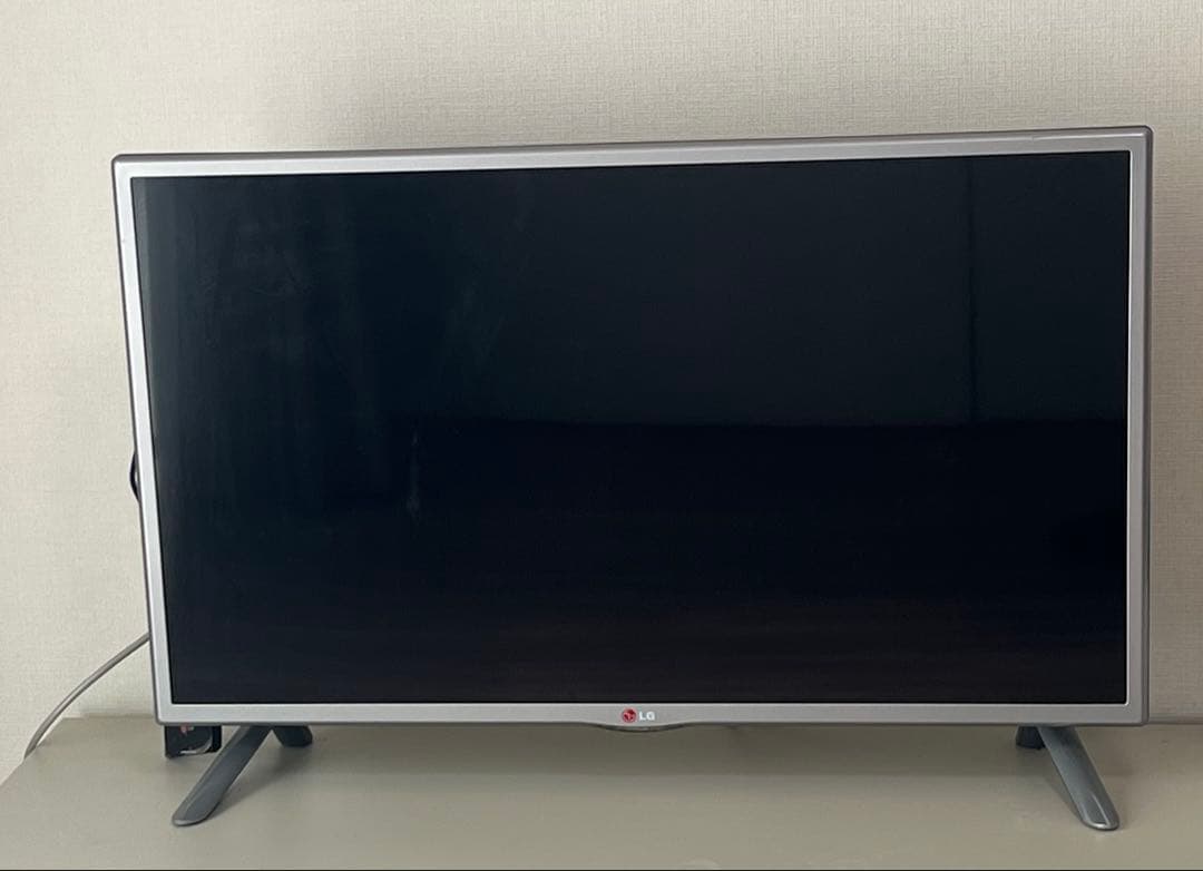 美品　10月中旬まで出品　LG 32LB57YM-JB 32インチスマートテレビ