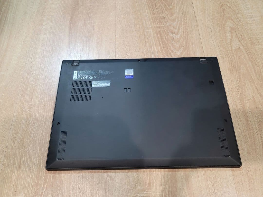 X1 Carbon Gen7 i5 第8世代 メモリー8GB SSD 256GB