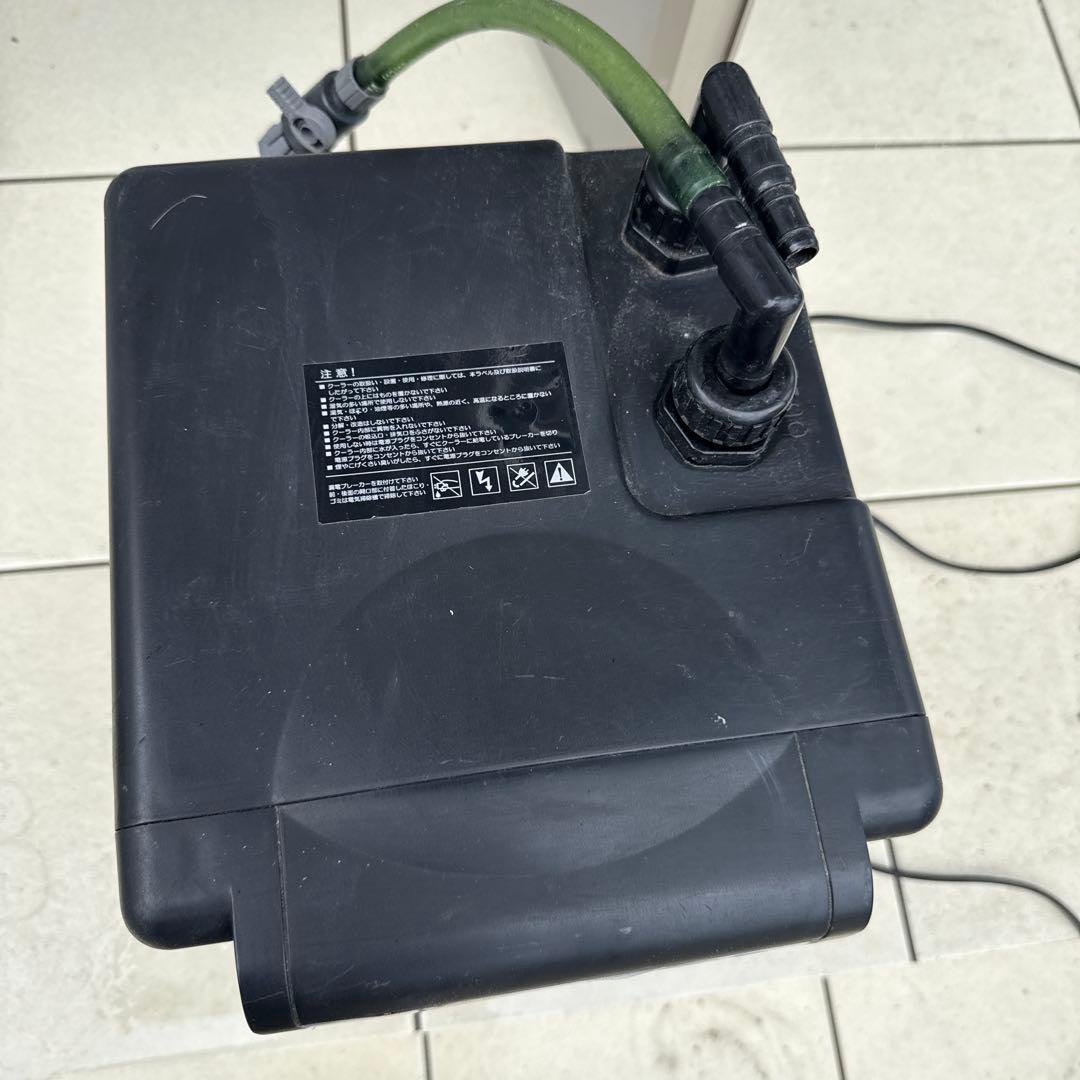 冷却機能付きクーラー 黒