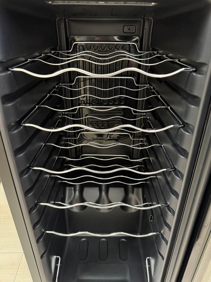 WIE ワインセラー 18本収納 WIWCJC18BADX