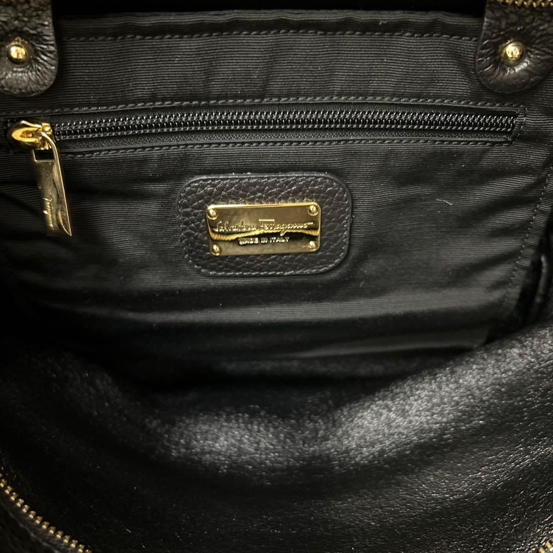 【専用】wし37 SalvatoreFerragamo 2wayレザーバッグ　黒