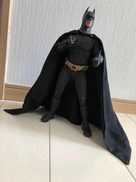 ダークナイト』１／６スケールフィギュア バットマン（オリジナル・コスチューム版）