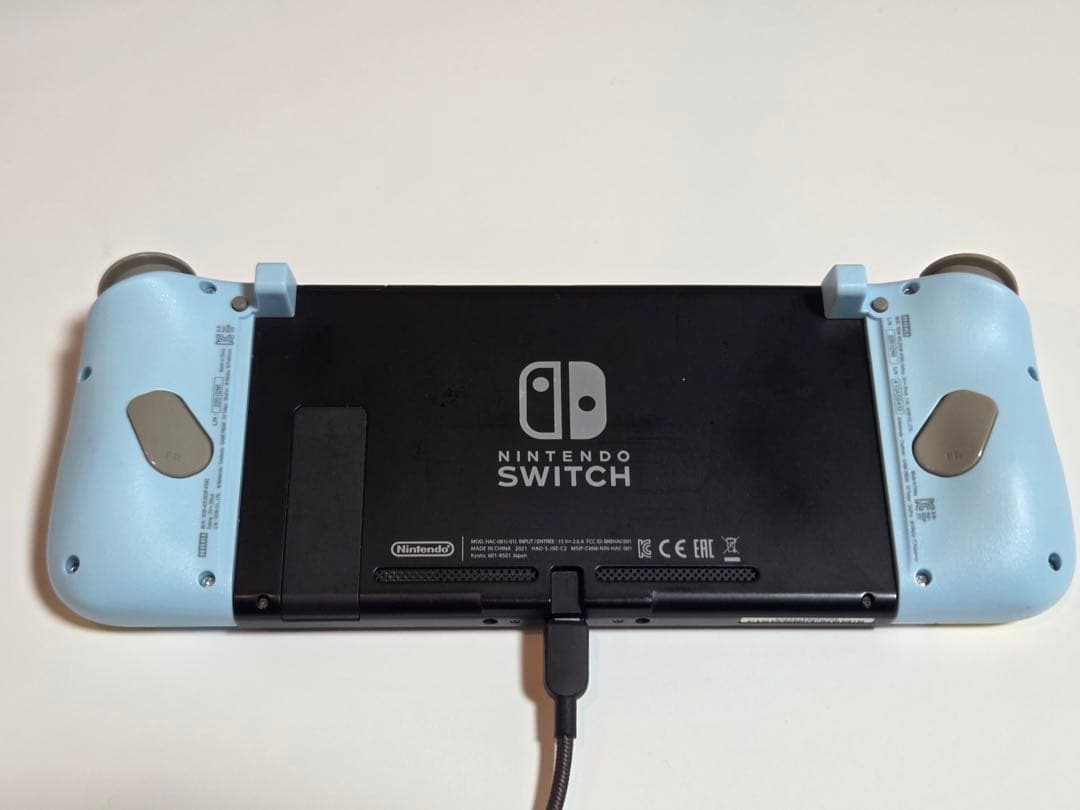 Nintendo Switch本体＋ホリパッドミニ ピカチュウ＆ミミッキュセット