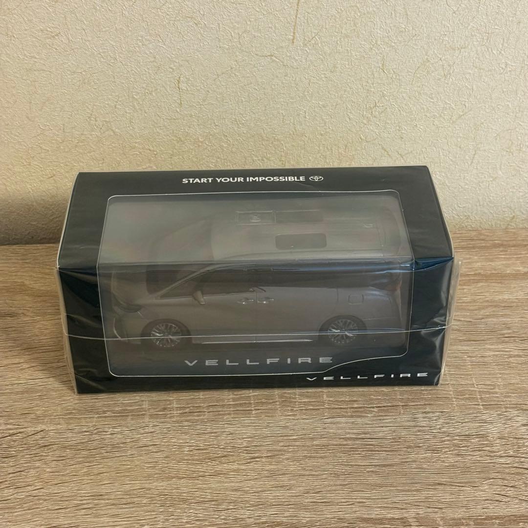 【非売品】トヨタ ヴェルファイア プレシャスメタル 1/30 ミニカー