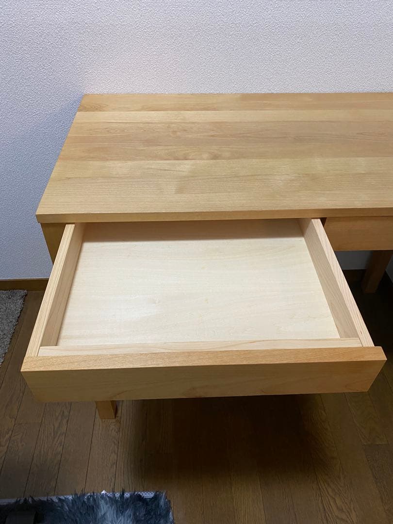 木製シンプルデザインテーブル 引き出し付き