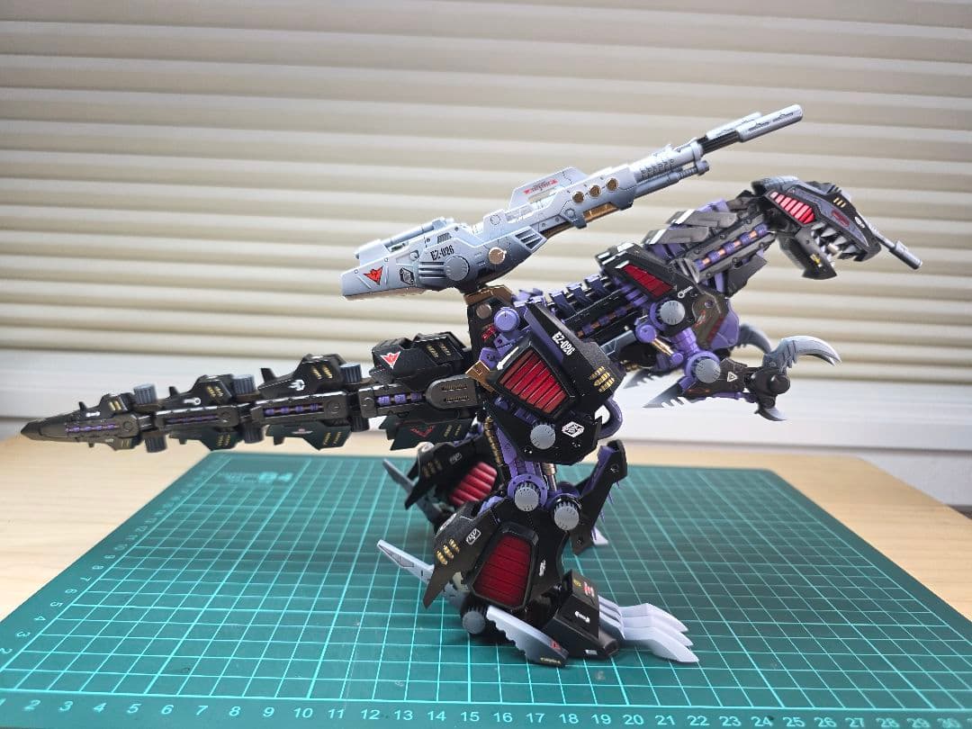 ゾイドHMMジェノザウラー全塗装