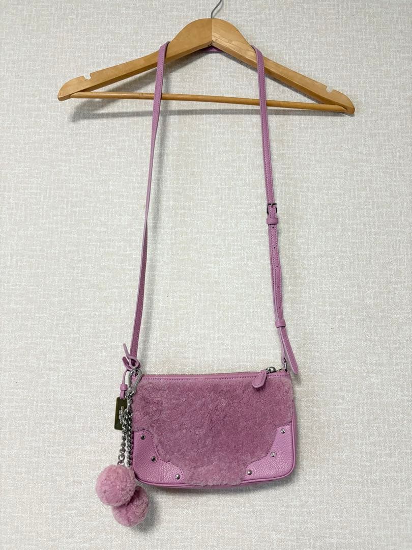❤️新品未使用❤️COACHコーチ スモールライダーポシェット ピンクキーホルダー付