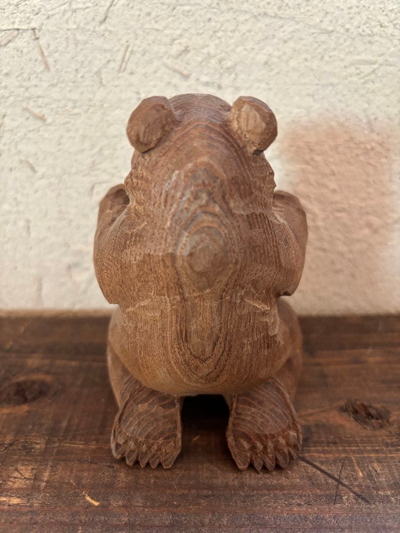 伊藤幹男　木彫りの熊