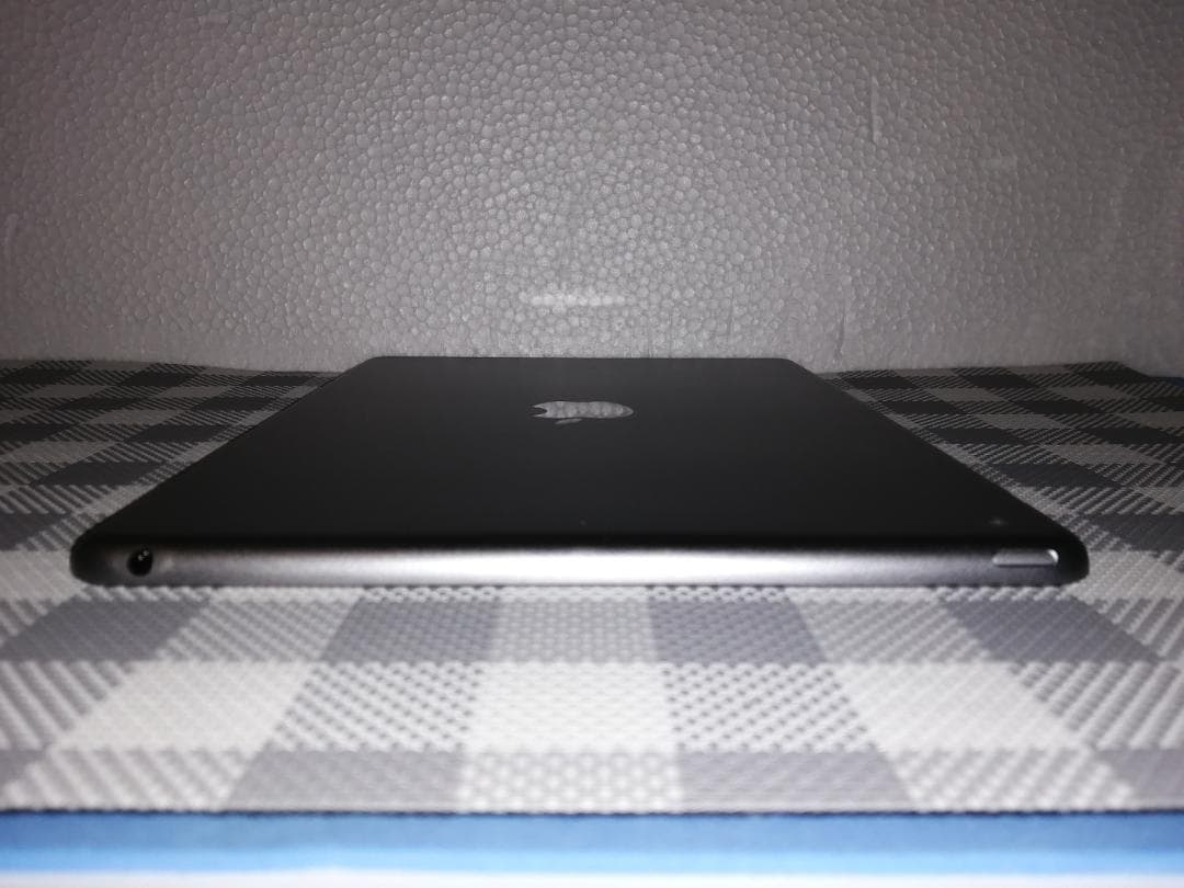 Apple iPad（第5世代/2017） Wi-Fiモデル 32GB