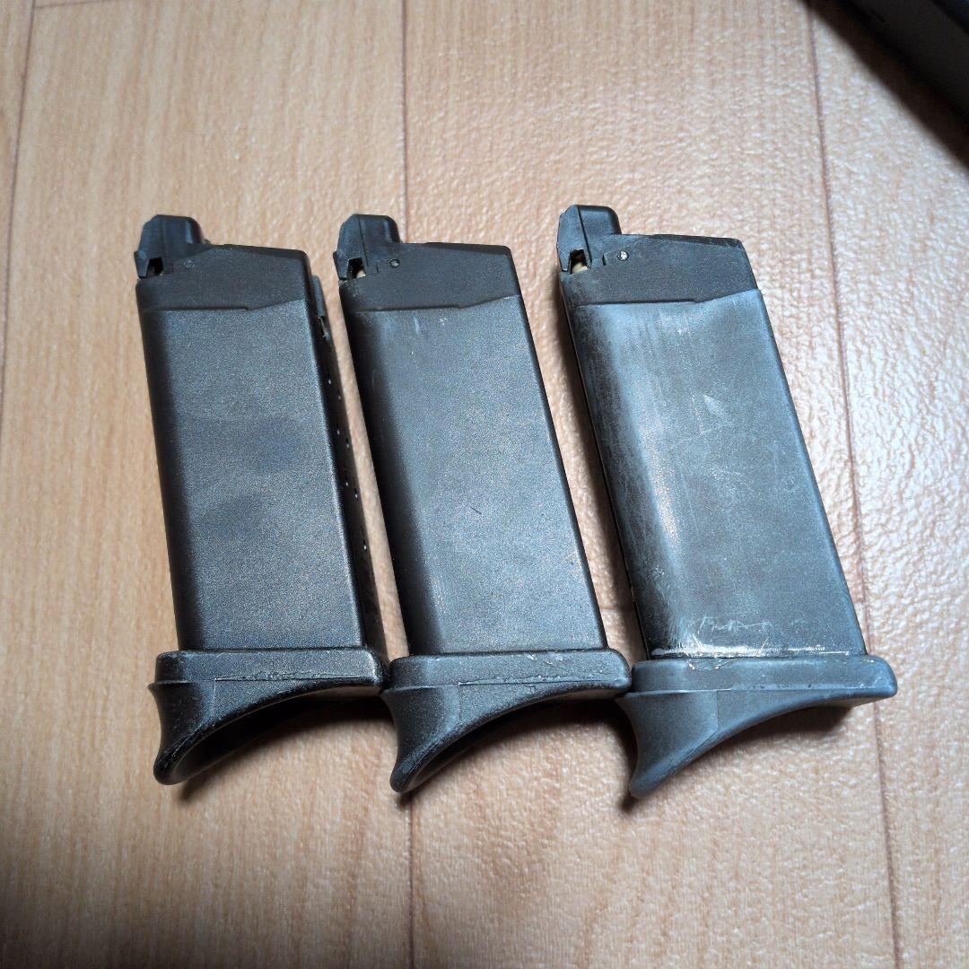 東京マルイ Glock 26 ガスブローバック マガジン3本付き