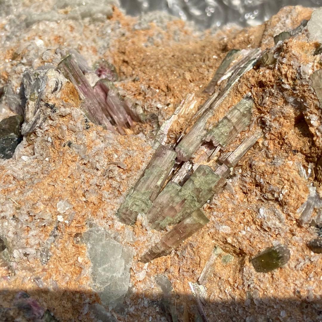 18cm ウォーターメロン　トルマリン　レピドライト　ブラジル　鉱物標本