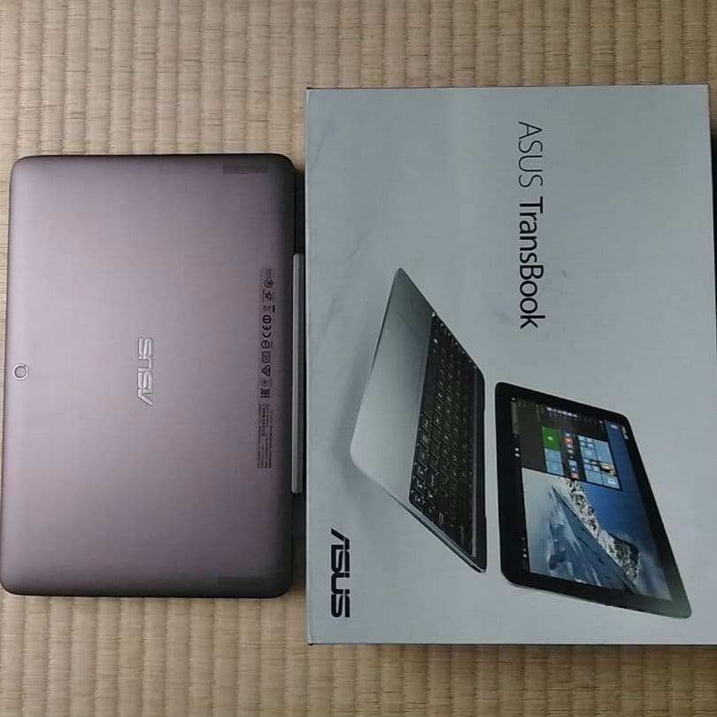 ASUS・ノートパソコン・TransBook T100HA-128s