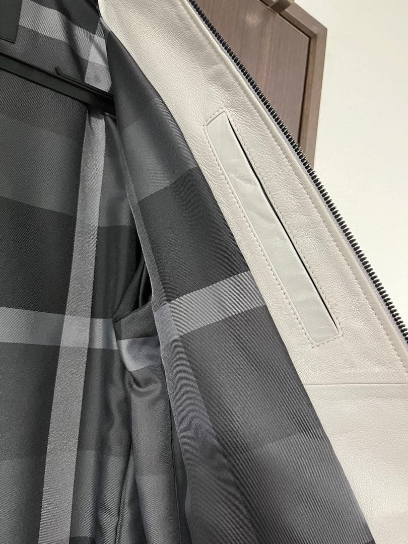 レザーライダースブルゾン　Mサイズ シープレザー