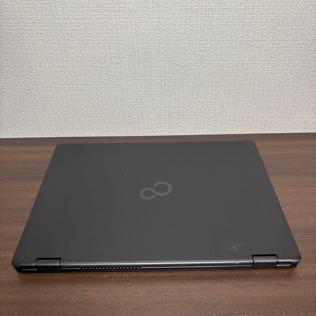 タッチペン付き！超軽量＆超高性能富士通製13.3インチ2in1モバイルPC！