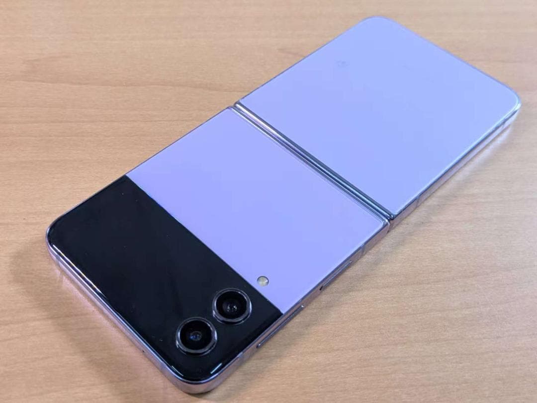 スマートフォン本体 011300K Galaxy Z Flip4 SCG17 128GB