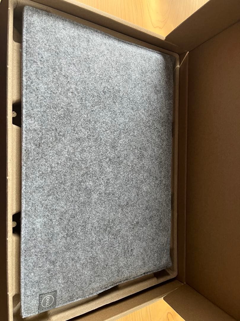 Dell 14 ポータブル モニター - P1424H