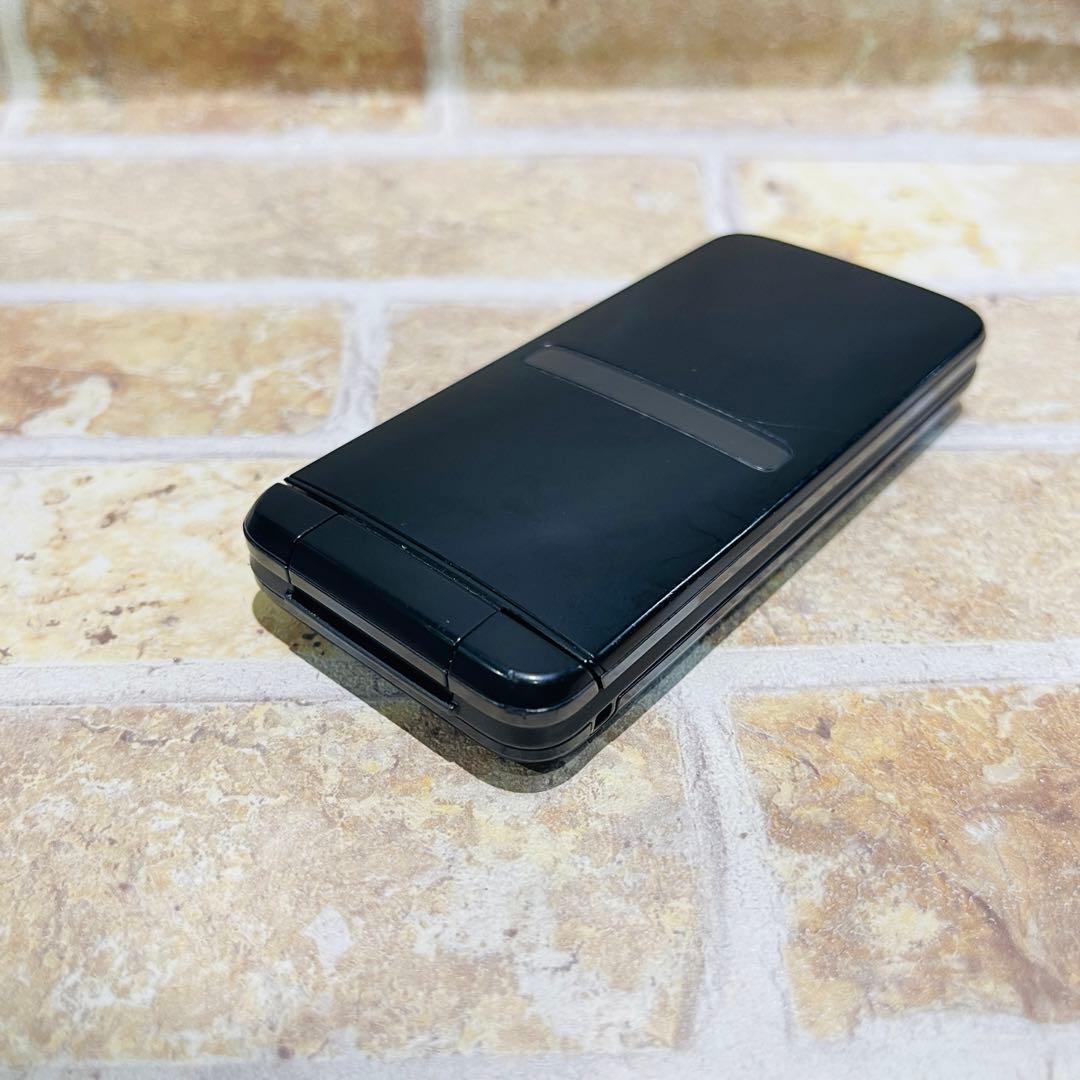 au SIM GRATINA KYF39 4GB ブラック 電池良好