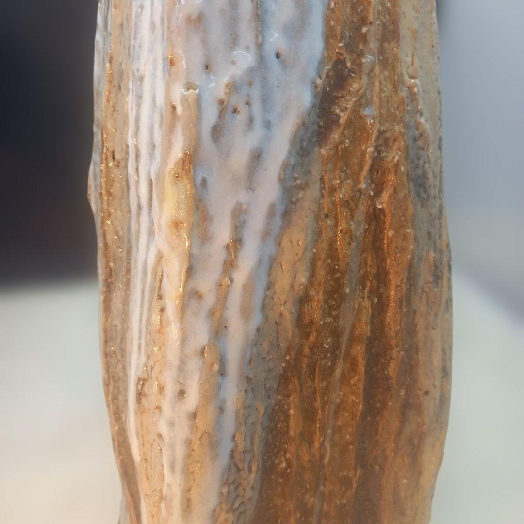 陶芸作家　手作りの花瓶